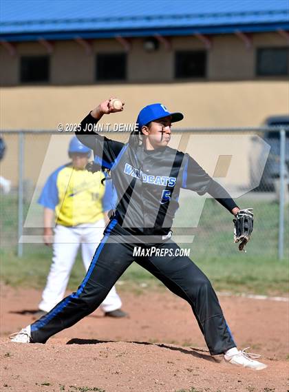 Thumbnail 2 in Questa @ Penasco photogallery.