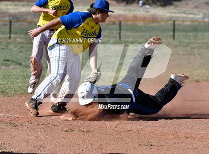Thumbnail 1 in Questa @ Penasco photogallery.