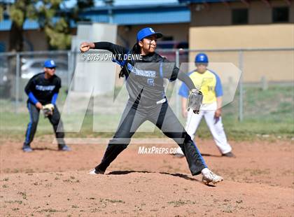 Thumbnail 1 in Questa @ Penasco photogallery.