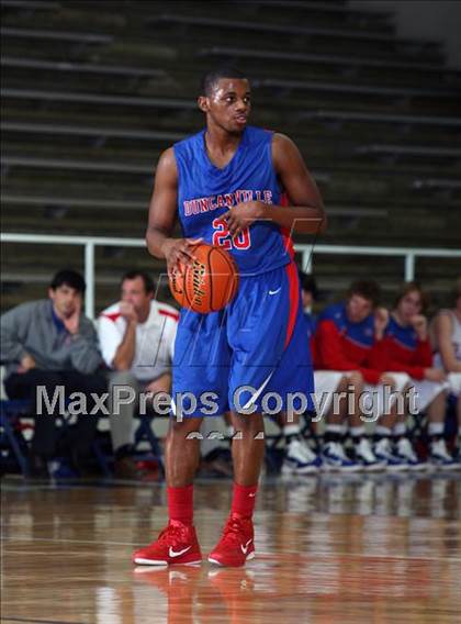 Thumbnail 3 in Westlake vs Duncanville (McDonald's Texas Invitational) photogallery.
