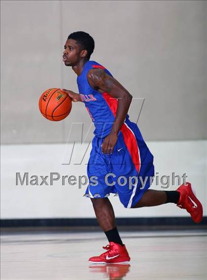 Thumbnail 3 in Westlake vs Duncanville (McDonald's Texas Invitational) photogallery.