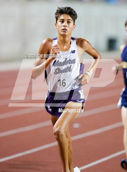 Thumbnail 3 in CIF Central Section Masters (Boys 1600m) photogallery.