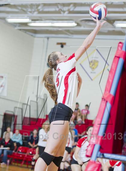 Thumbnail 1 in Webster @ Luck photogallery.