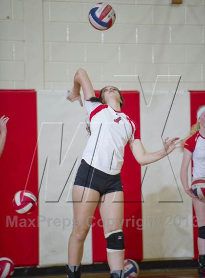 Thumbnail 1 in Webster @ Luck photogallery.