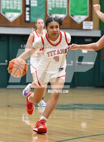 Thumbnail 2 in Cardinal Newman vs. Antelope (St. Mary's Stockton MLK Showcase) photogallery.