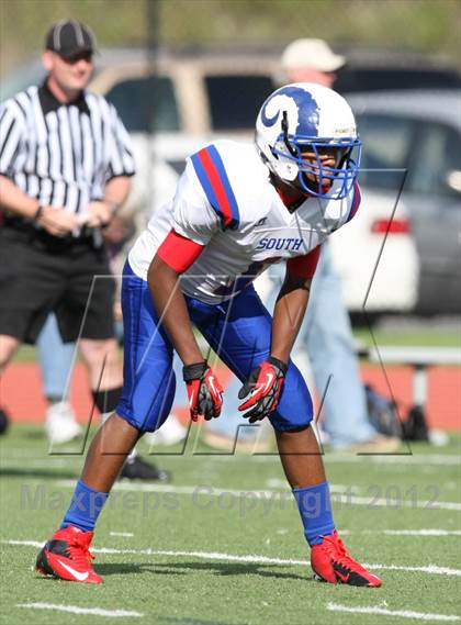Thumbnail 3 in Williamsville South @ Bennett/Olmsted photogallery.