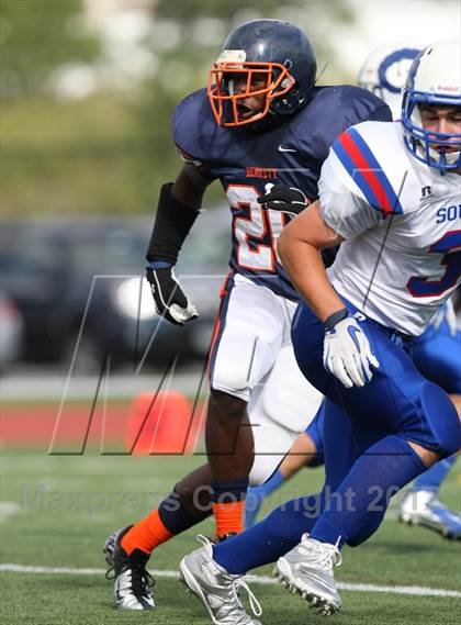 Thumbnail 2 in Williamsville South @ Bennett/Olmsted photogallery.