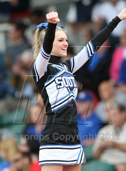 Thumbnail 1 in Williamsville South @ Bennett/Olmsted photogallery.