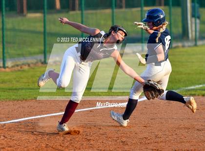 Thumbnail 2 in Maumelle Charter vs Perryville (AAA 3A-5 district) photogallery.