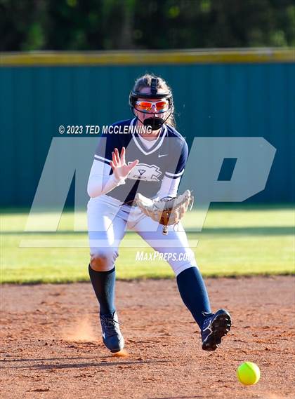 Thumbnail 2 in Maumelle Charter vs Perryville (AAA 3A-5 district) photogallery.