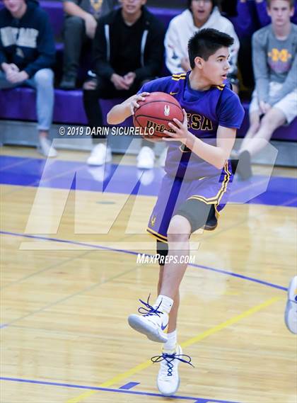 Thumbnail 2 in Mesa vs. Desert Vista (Fear the Hop Tournament) photogallery.