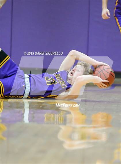 Thumbnail 3 in Mesa vs. Desert Vista (Fear the Hop Tournament) photogallery.