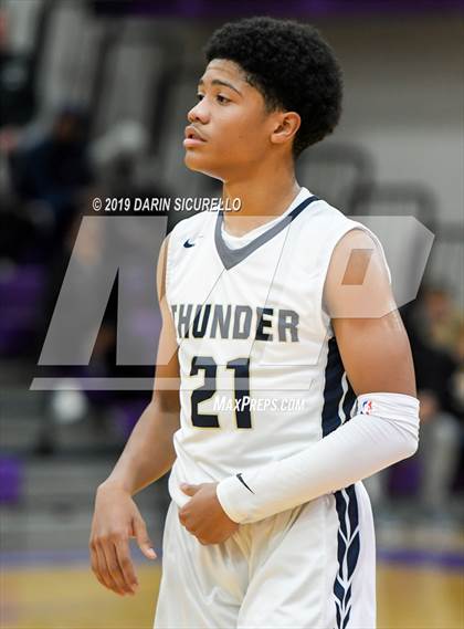 Thumbnail 2 in Mesa vs. Desert Vista (Fear the Hop Tournament) photogallery.