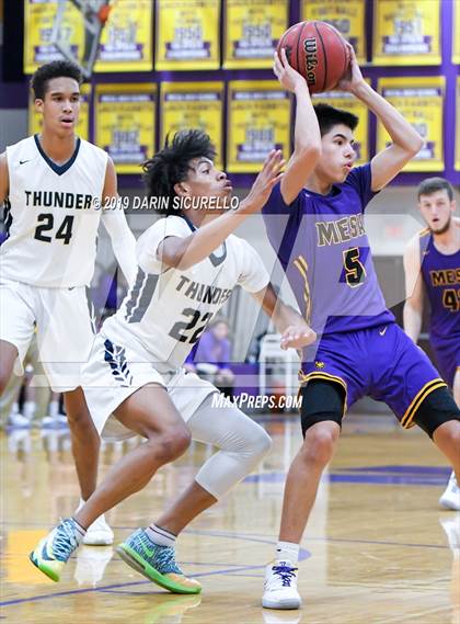 Thumbnail 3 in Mesa vs. Desert Vista (Fear the Hop Tournament) photogallery.