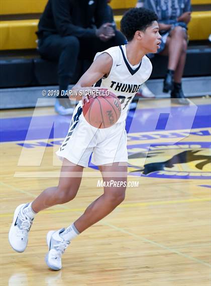 Thumbnail 1 in Mesa vs. Desert Vista (Fear the Hop Tournament) photogallery.