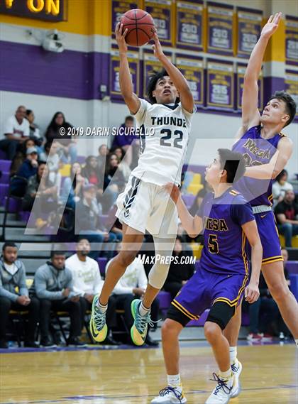 Thumbnail 1 in Mesa vs. Desert Vista (Fear the Hop Tournament) photogallery.