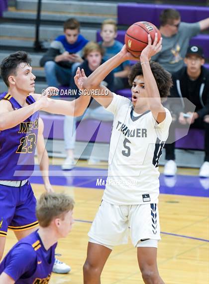 Thumbnail 3 in Mesa vs. Desert Vista (Fear the Hop Tournament) photogallery.