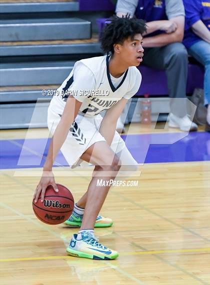 Thumbnail 1 in Mesa vs. Desert Vista (Fear the Hop Tournament) photogallery.