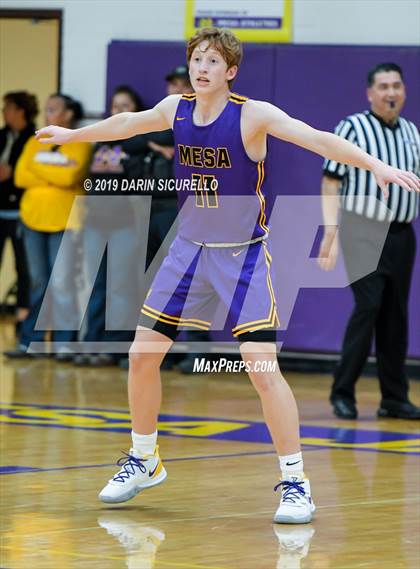 Thumbnail 1 in Mesa vs. Desert Vista (Fear the Hop Tournament) photogallery.