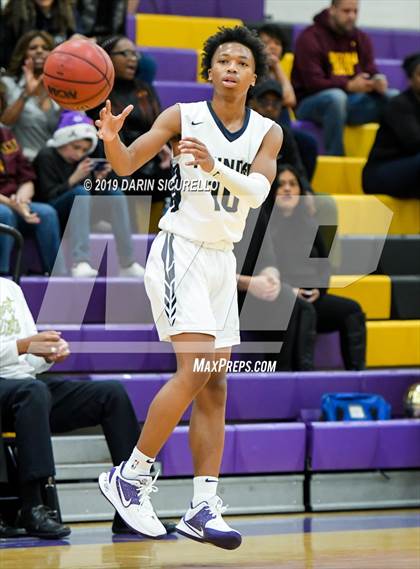 Thumbnail 1 in Mesa vs. Desert Vista (Fear the Hop Tournament) photogallery.