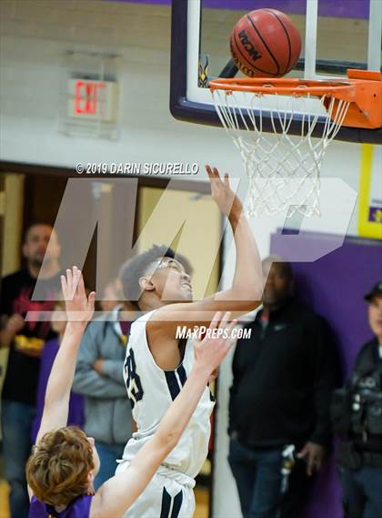 Thumbnail 2 in Mesa vs. Desert Vista (Fear the Hop Tournament) photogallery.