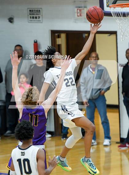 Thumbnail 1 in Mesa vs. Desert Vista (Fear the Hop Tournament) photogallery.
