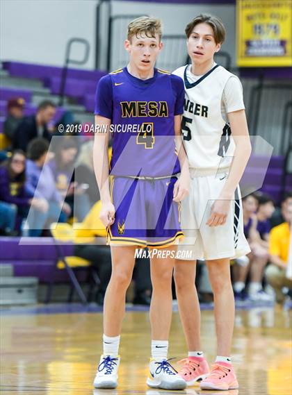 Thumbnail 3 in Mesa vs. Desert Vista (Fear the Hop Tournament) photogallery.