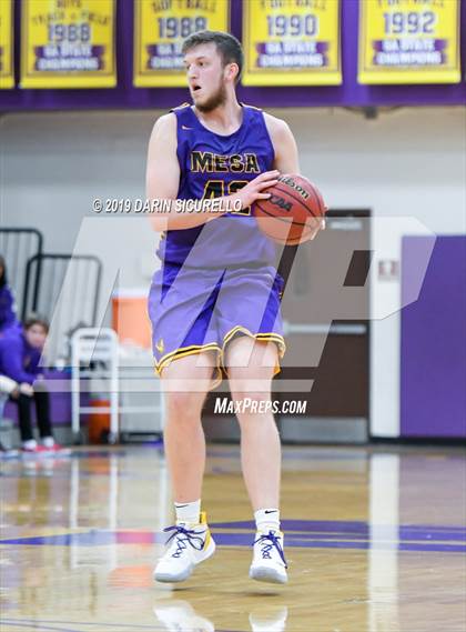 Thumbnail 3 in Mesa vs. Desert Vista (Fear the Hop Tournament) photogallery.