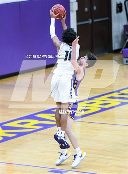 Thumbnail 1 in Mesa vs. Desert Vista (Fear the Hop Tournament) photogallery.