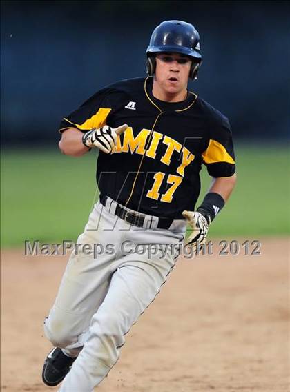Thumbnail 2 in Hand vs. Amity Regional (SCC Semifinal) photogallery.