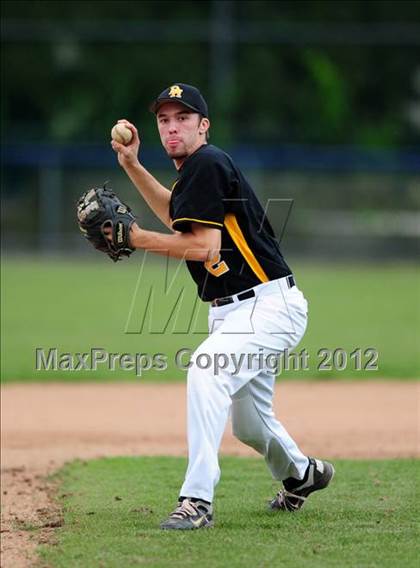 Thumbnail 1 in Hand vs. Amity Regional (SCC Semifinal) photogallery.