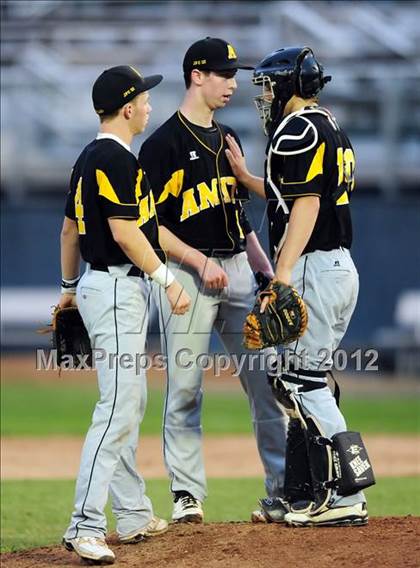 Thumbnail 1 in Hand vs. Amity Regional (SCC Semifinal) photogallery.