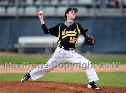 Thumbnail 2 in Hand vs. Amity Regional (SCC Semifinal) photogallery.