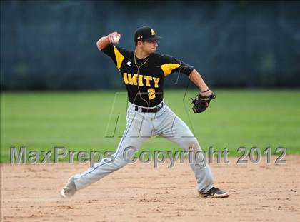 Thumbnail 2 in Hand vs. Amity Regional (SCC Semifinal) photogallery.