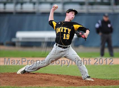 Thumbnail 1 in Hand vs. Amity Regional (SCC Semifinal) photogallery.