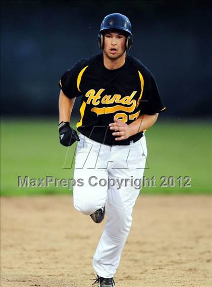 Thumbnail 3 in Hand vs. Amity Regional (SCC Semifinal) photogallery.