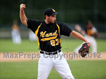 Thumbnail 2 in Hand vs. Amity Regional (SCC Semifinal) photogallery.