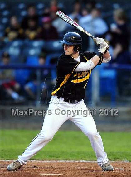 Thumbnail 1 in Hand vs. Amity Regional (SCC Semifinal) photogallery.