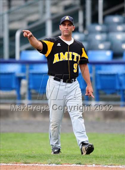 Thumbnail 3 in Hand vs. Amity Regional (SCC Semifinal) photogallery.