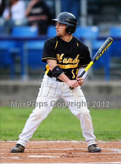Thumbnail 3 in Hand vs. Amity Regional (SCC Semifinal) photogallery.