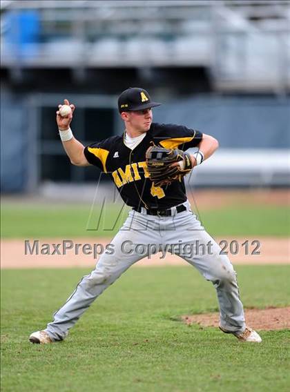 Thumbnail 3 in Hand vs. Amity Regional (SCC Semifinal) photogallery.