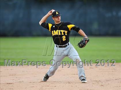 Thumbnail 3 in Hand vs. Amity Regional (SCC Semifinal) photogallery.