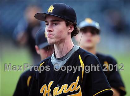 Thumbnail 3 in Hand vs. Amity Regional (SCC Semifinal) photogallery.