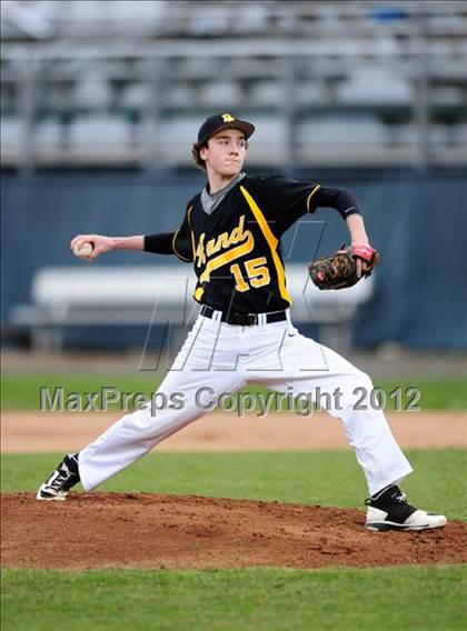 Thumbnail 1 in Hand vs. Amity Regional (SCC Semifinal) photogallery.