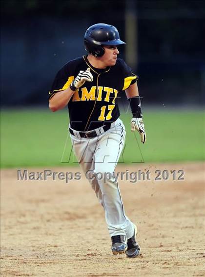 Thumbnail 3 in Hand vs. Amity Regional (SCC Semifinal) photogallery.