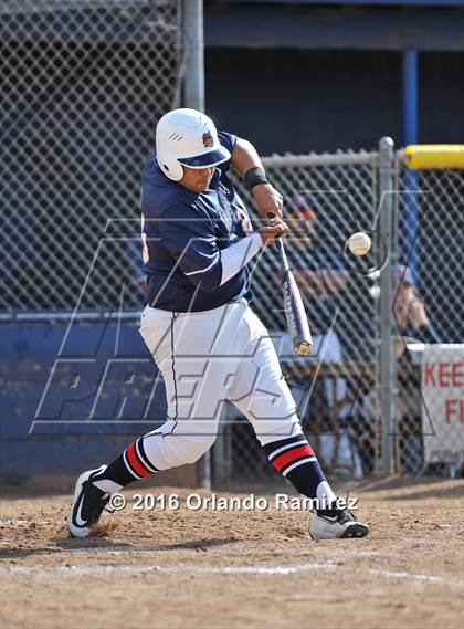 Thumbnail 2 in Cathedral Catholic vs Montgomery (66th Annual Lions Tournament) photogallery.