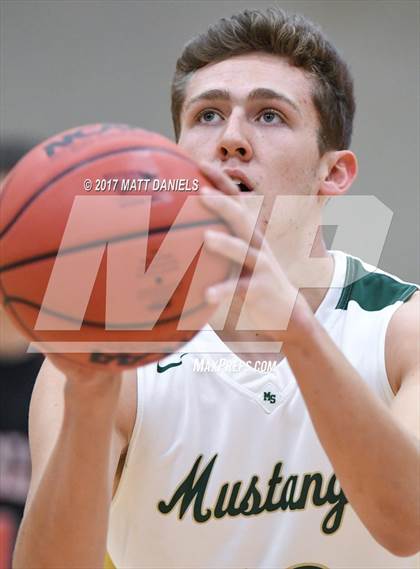 Thumbnail 2 in Manitou Springs vs. Sterling (CHSAA 3A Great 8) photogallery.