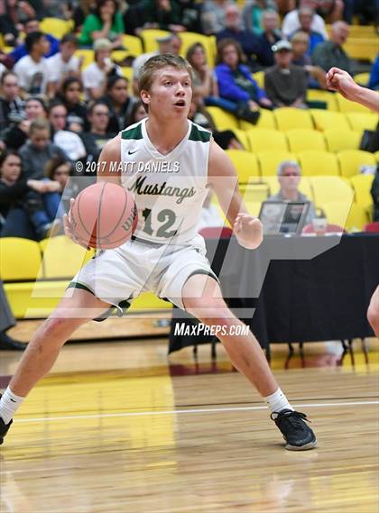 Thumbnail 2 in Manitou Springs vs. Sterling (CHSAA 3A Great 8) photogallery.