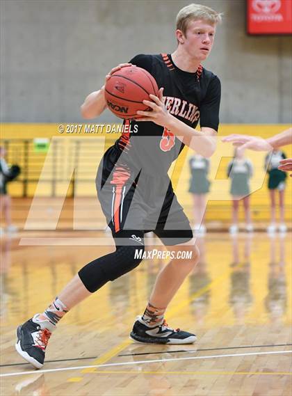 Thumbnail 3 in Manitou Springs vs. Sterling (CHSAA 3A Great 8) photogallery.