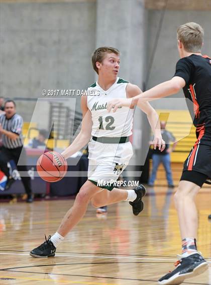 Thumbnail 1 in Manitou Springs vs. Sterling (CHSAA 3A Great 8) photogallery.